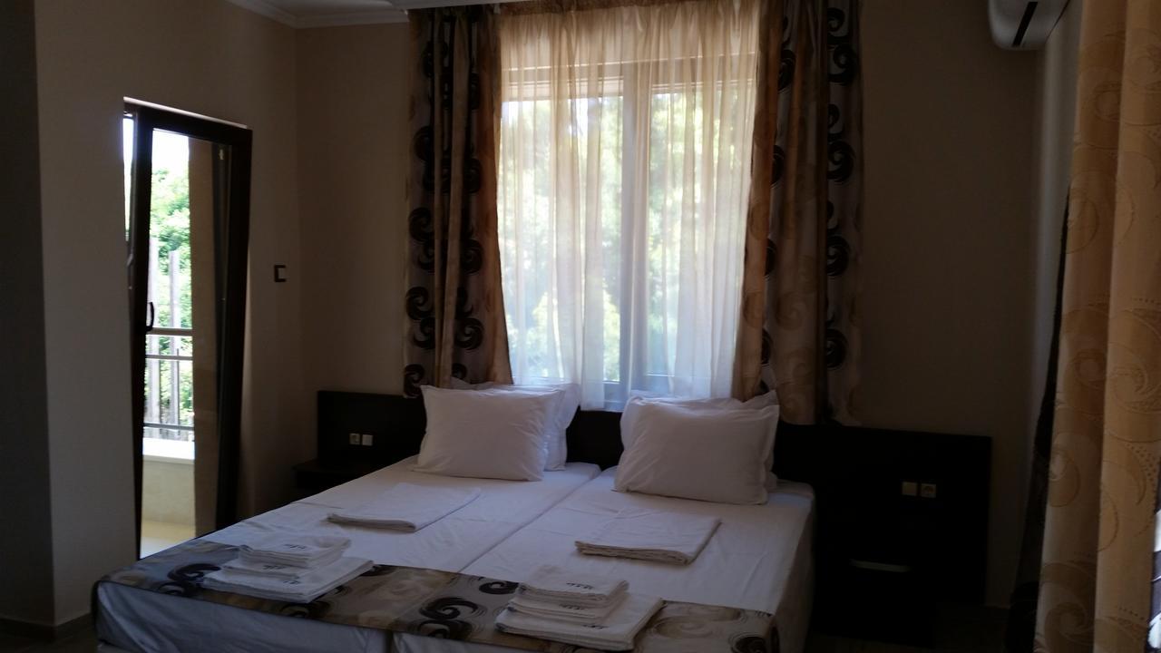 Taai Hotel Sozopol Ngoại thất bức ảnh