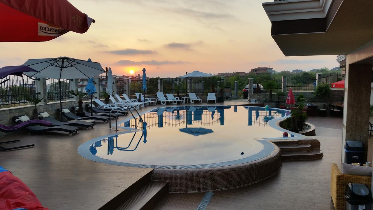 Taai Hotel Sozopol Ngoại thất bức ảnh