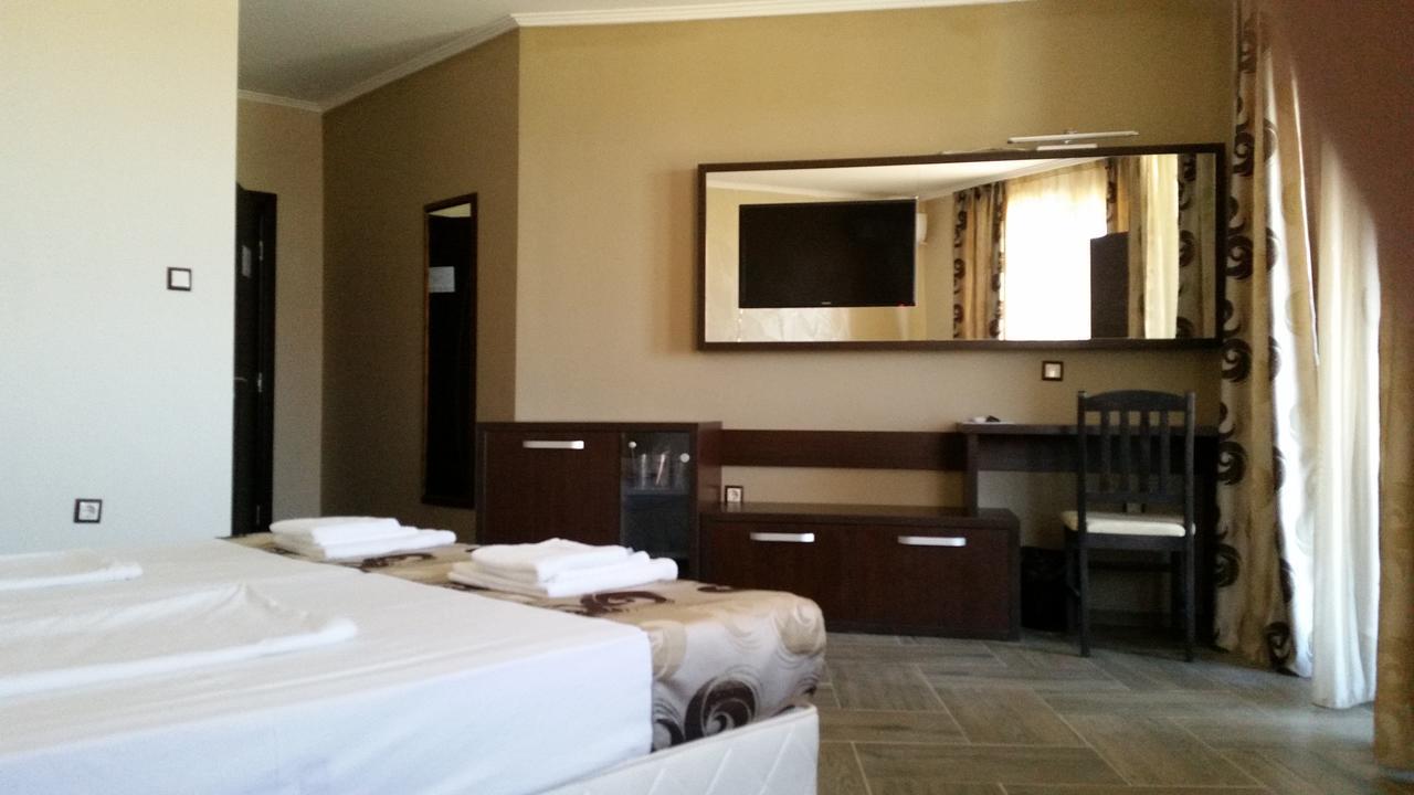 Taai Hotel Sozopol Ngoại thất bức ảnh